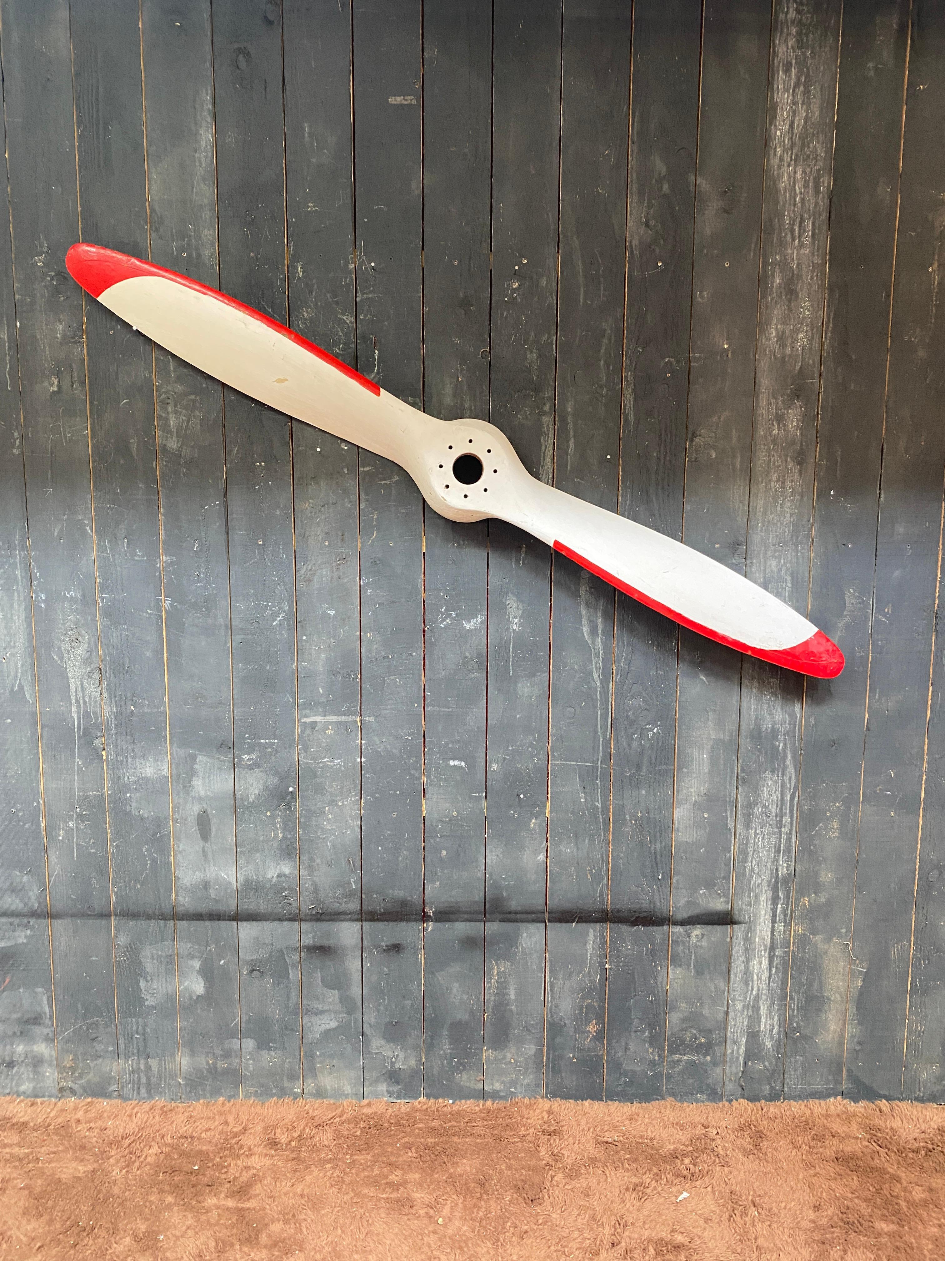 Old Airplane Propeller, origine canadienne en vente 1