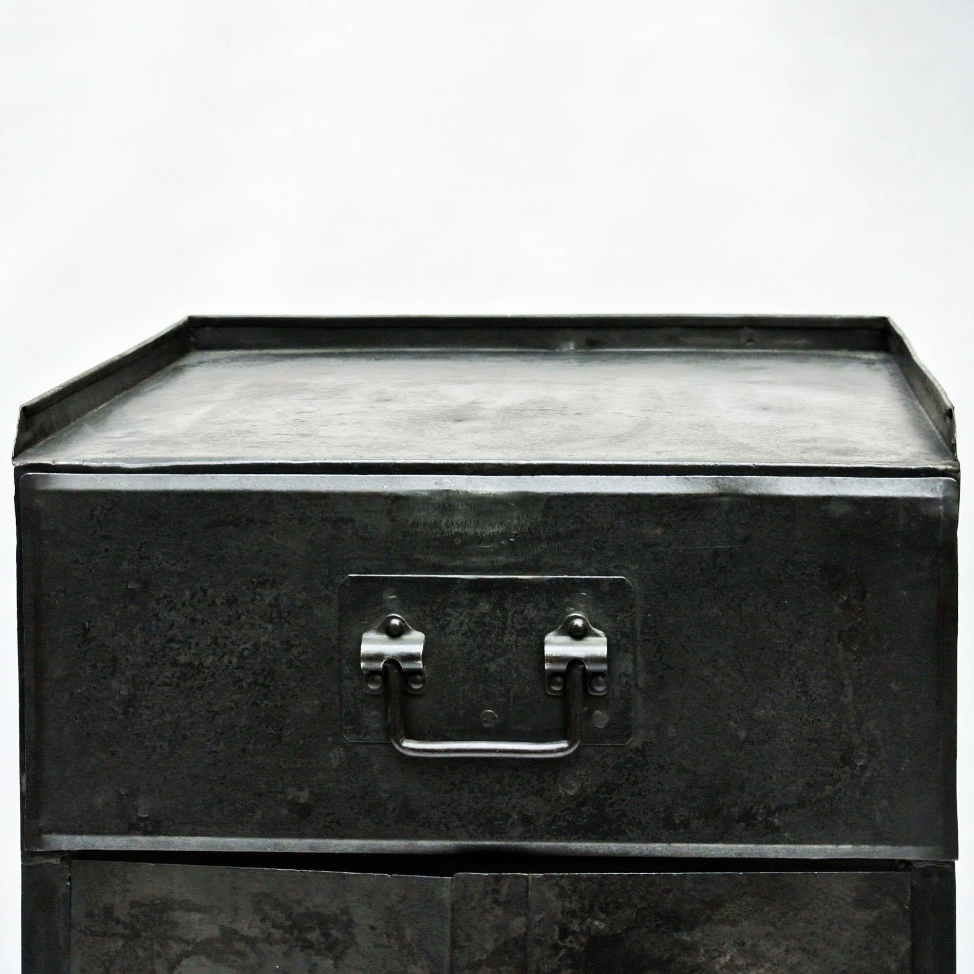 Old American Cabinet in Riveted Steel, 1942, US 5