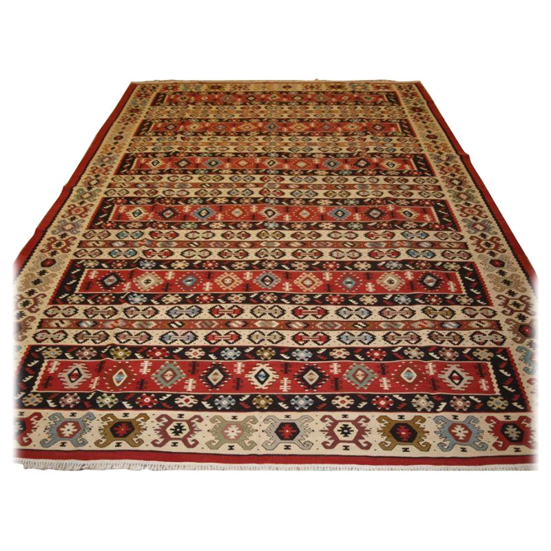 Old Anatolianischer Sharkoy-Kelim, Westturkein mit traditionellem gebändertem Design