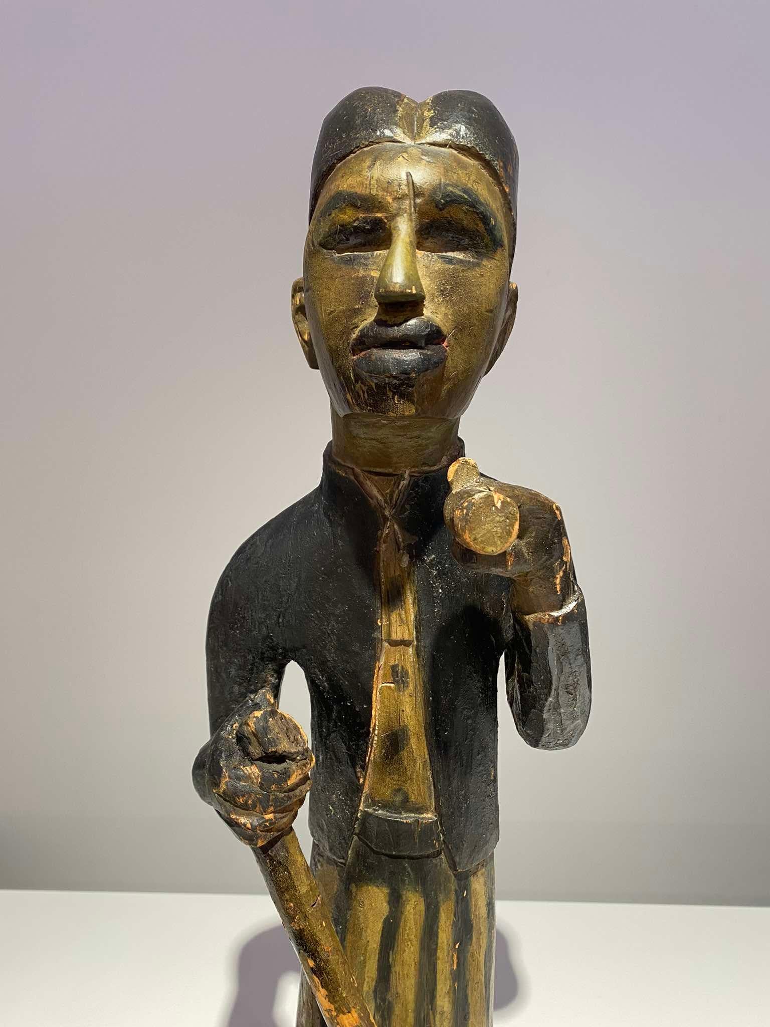 Old And Exceptional Anthropomorphic Statue Yombe Woyo Kongo Tribe Dr Congo 19th For Sale 2