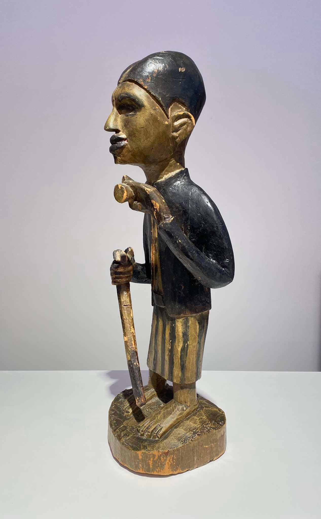 Old And Exceptional Anthropomorphic Statue Yombe Woyo Kongo Tribe Dr Congo 19th For Sale 3