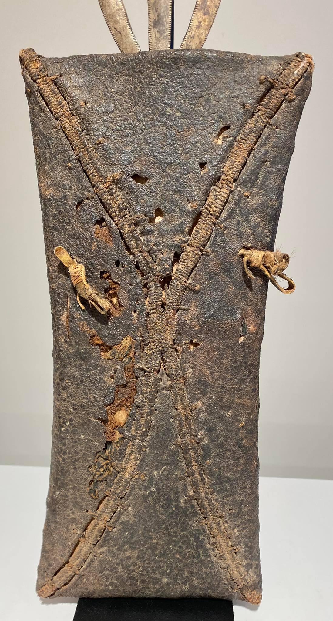 Antigua Y Excepcional Espada Ngombe / Poto / Doko - Dr Congo - Calidad Museo - 1900 Hierro en venta