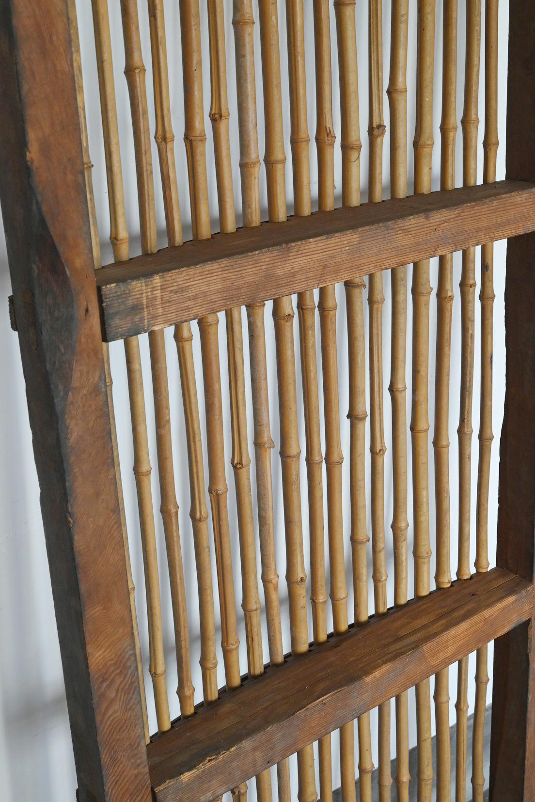 Altes bogenförmiges Bambus-Wandkunstobjekt / Japan, frühes 20. Jahrhundert/MINGEI im Angebot 13