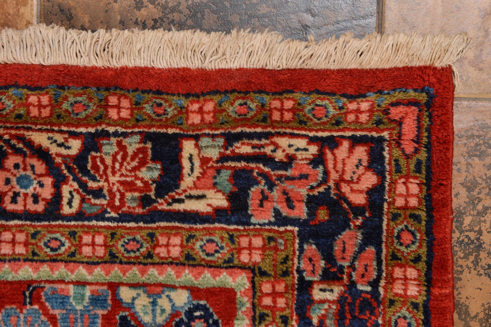 Alfombra armenia antigua en venta 2