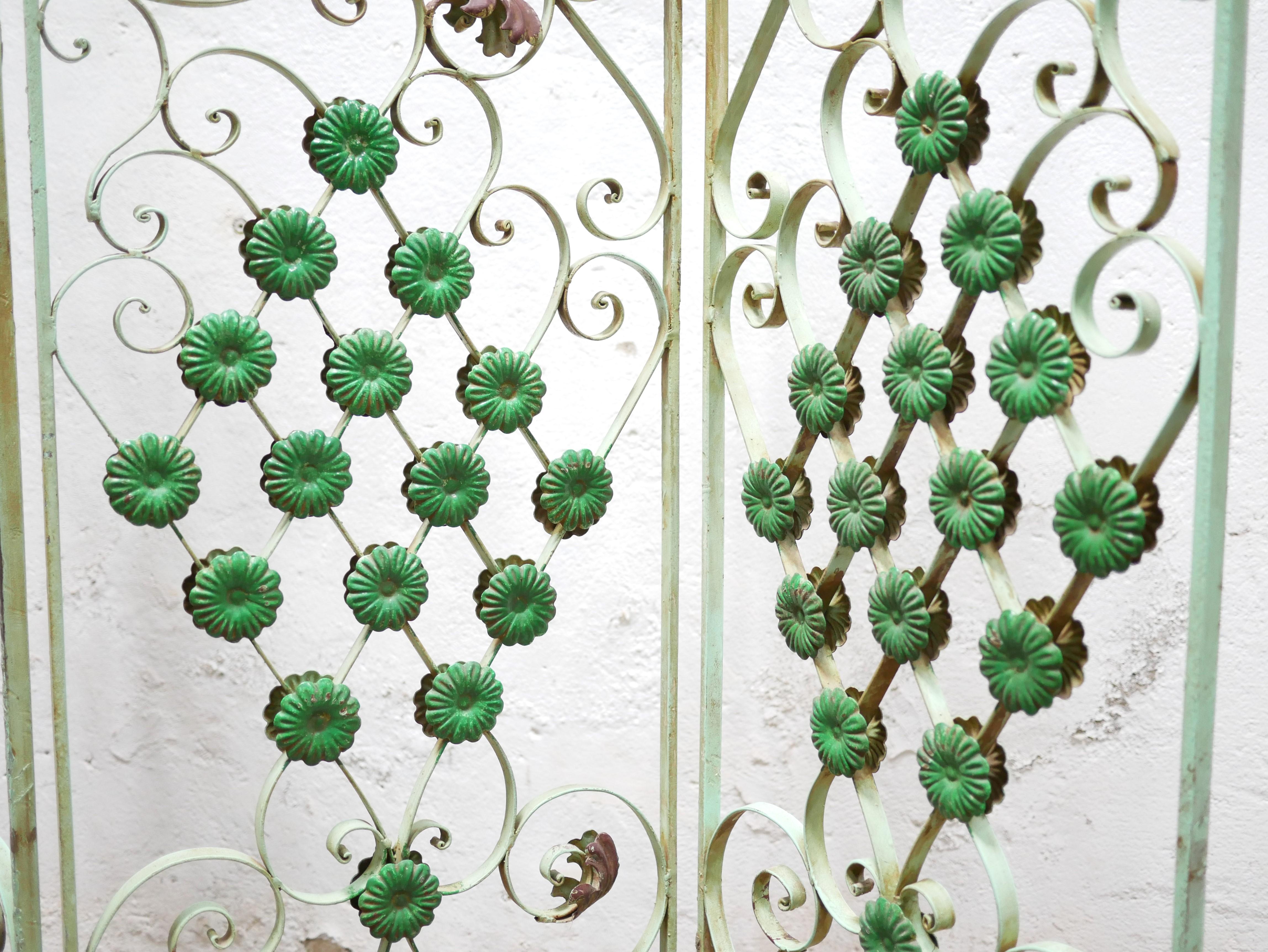Old art deco screen in wrought iron 4