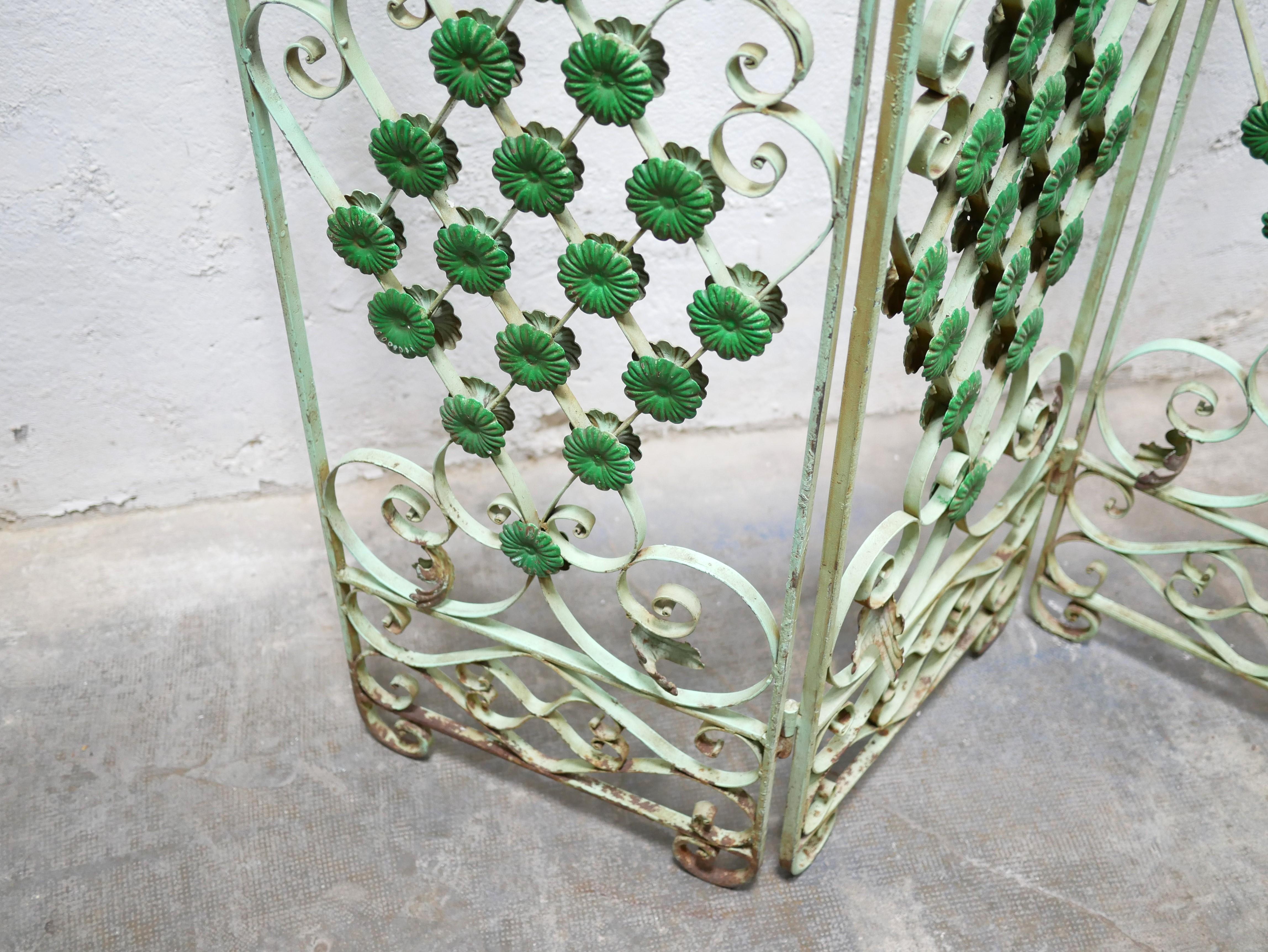 Old art deco screen in wrought iron 6