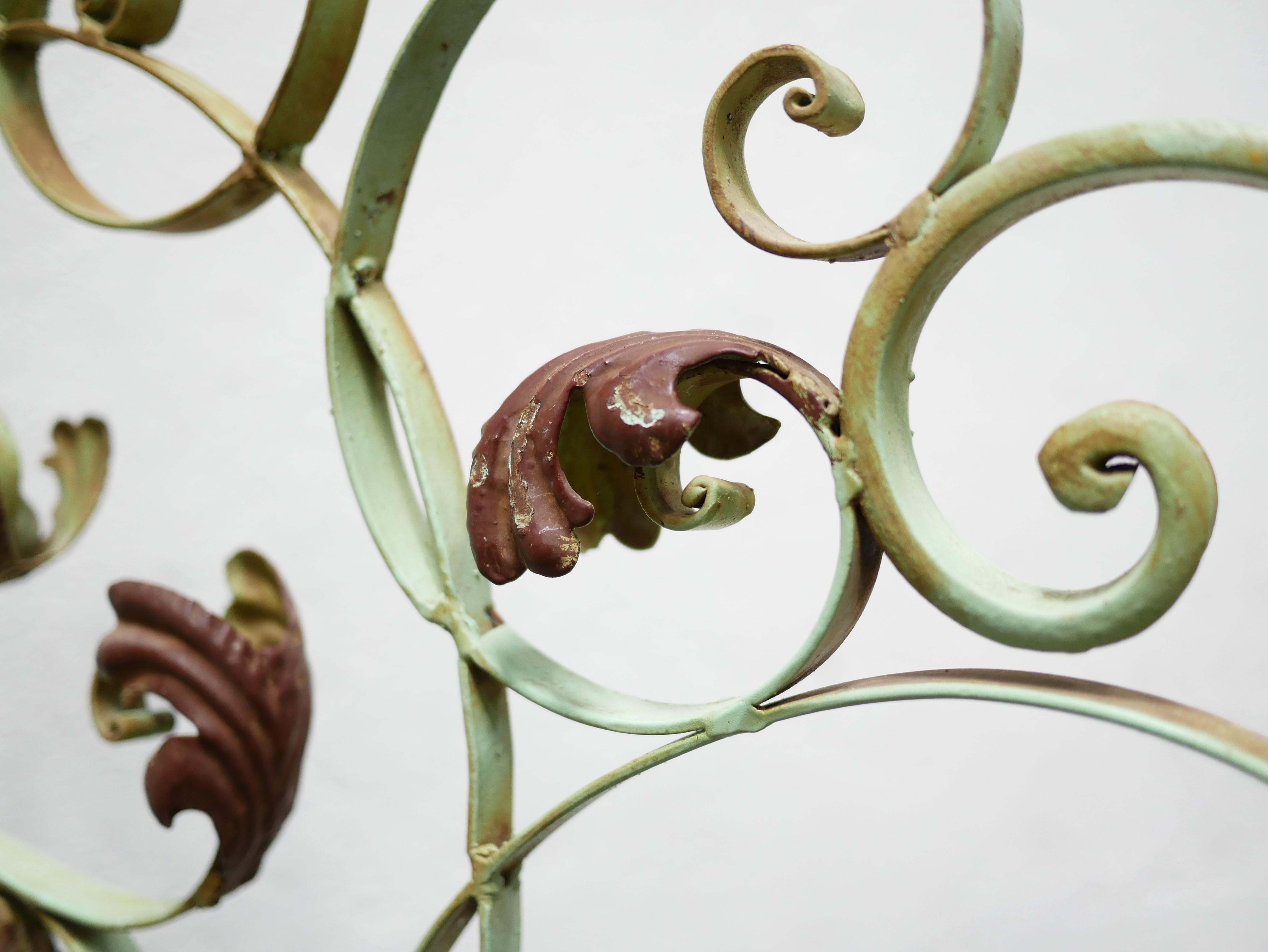 Old art deco screen in wrought iron 10