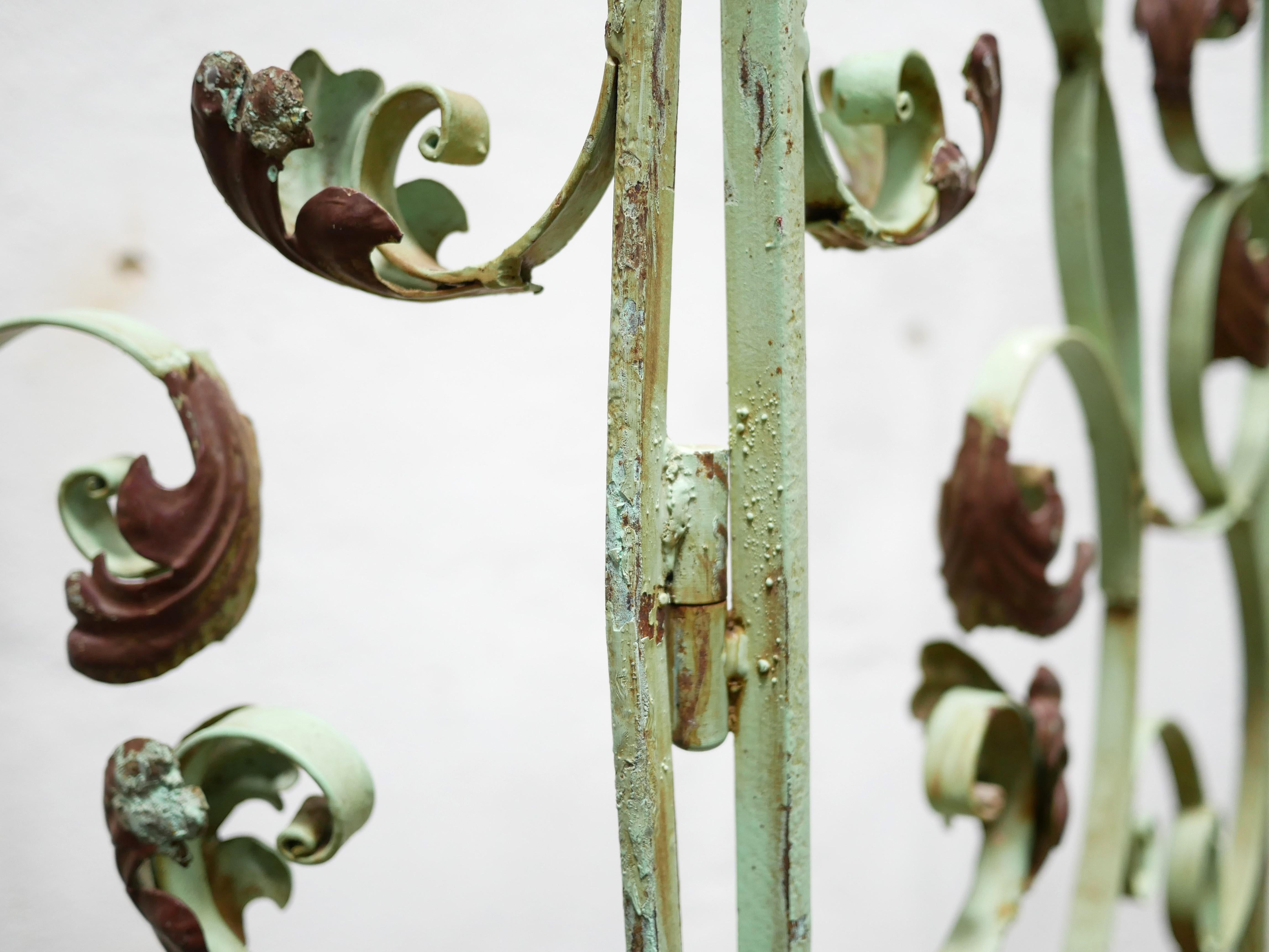 Old art deco screen in wrought iron 12