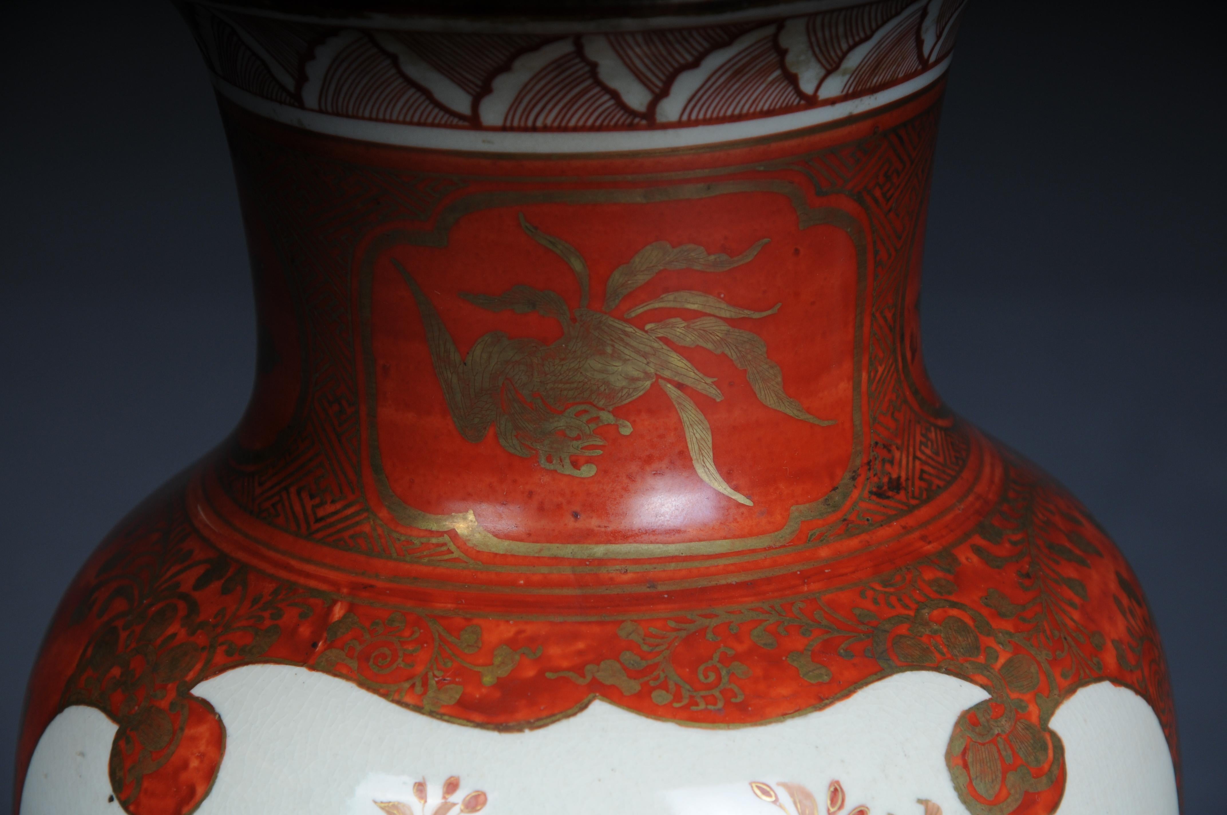 Old Asian porcelain table lamp, red with shade, electrified For Sale 8
