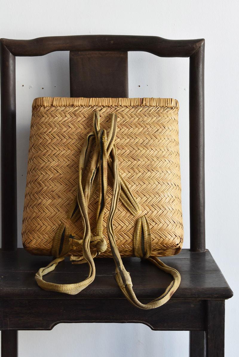 Old Basket Woven from Japanese Bamboo / Farm Tools / Folk Art / Flower Basket For Sale 1