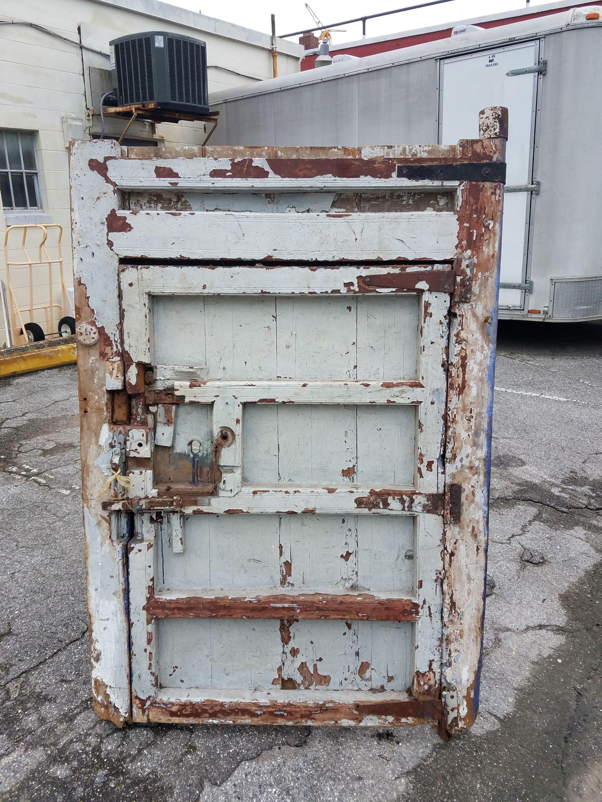 Old Blue Black Moroccan Door, White Back In Good Condition For Sale In Orlando, FL