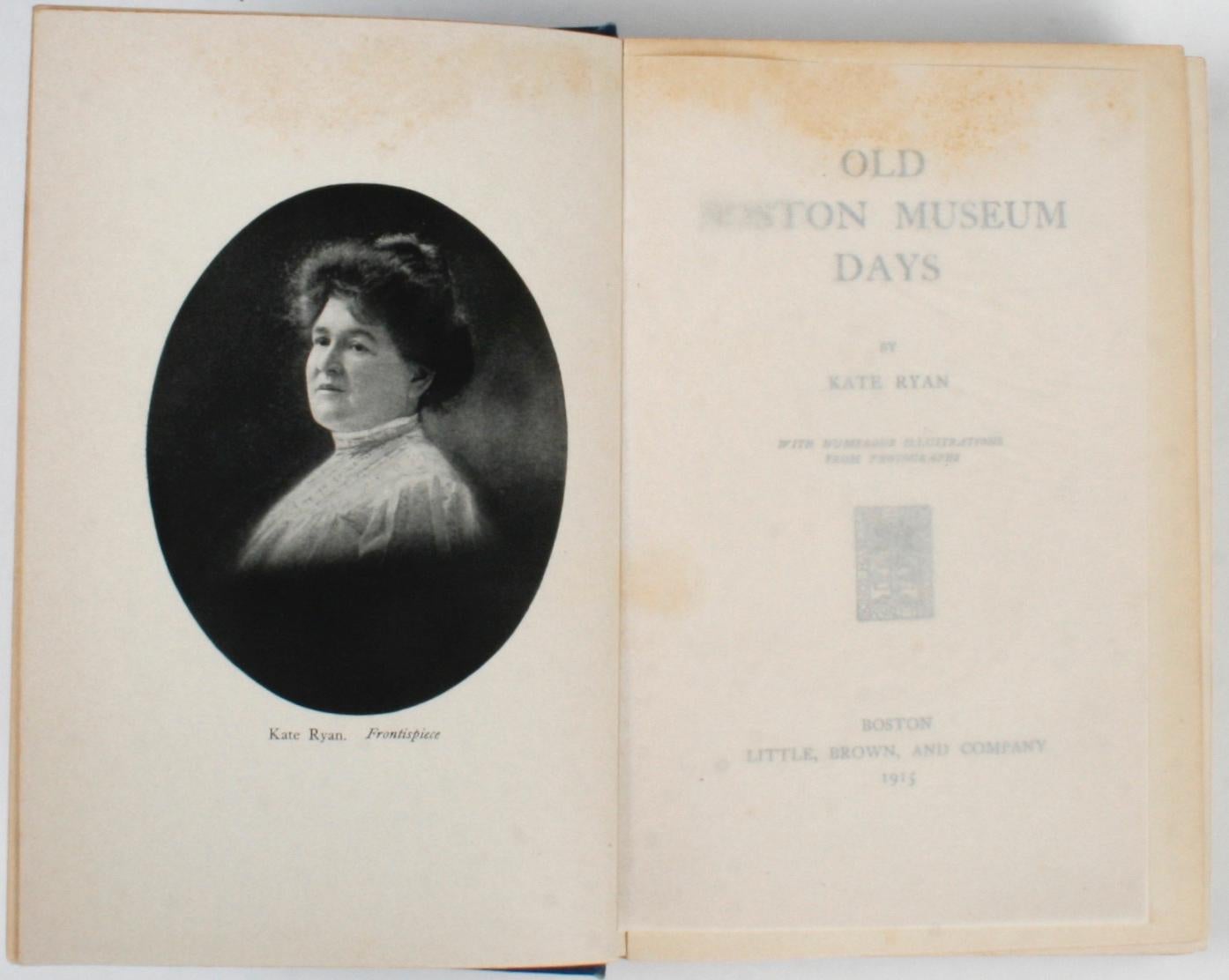 Días del Museo del Viejo Boston por Kate Ryan, Primera edición Estadounidense en venta