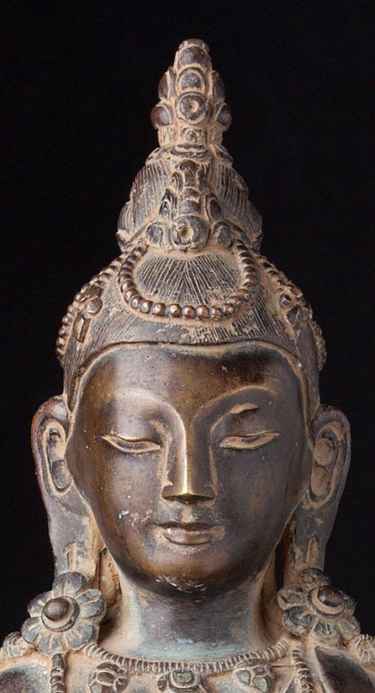 Old bronze Aparmita Buddha statue from Nepal  Original Buddhas For Sale 5