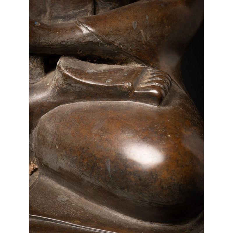 Ancienne statue de Bouddha birman en bronze de Birmanie en vente 10