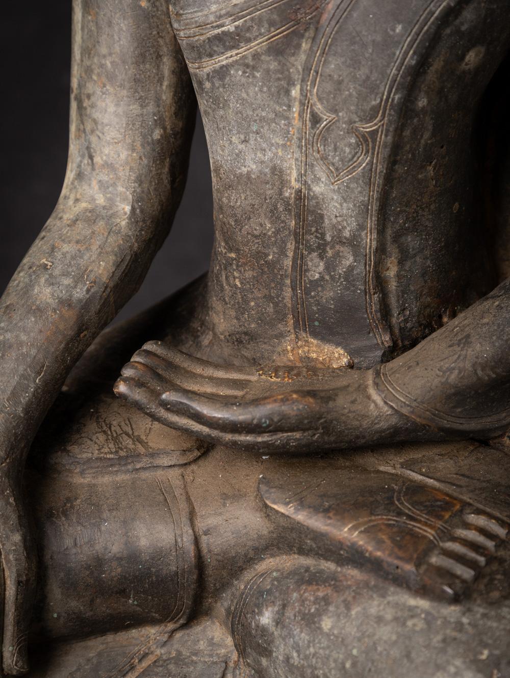 statue de Bouddha birman de Birmanie en bronze ancien en vente 13
