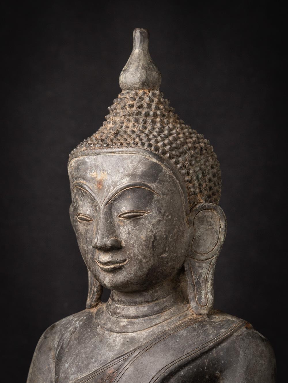 statue de Bouddha birman de Birmanie en bronze ancien en vente 1