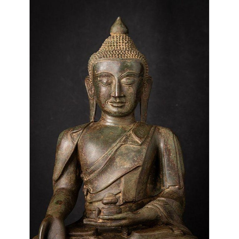 Old Bronze Burmese Buddha Statue from Burma For Sale at 1stDibs