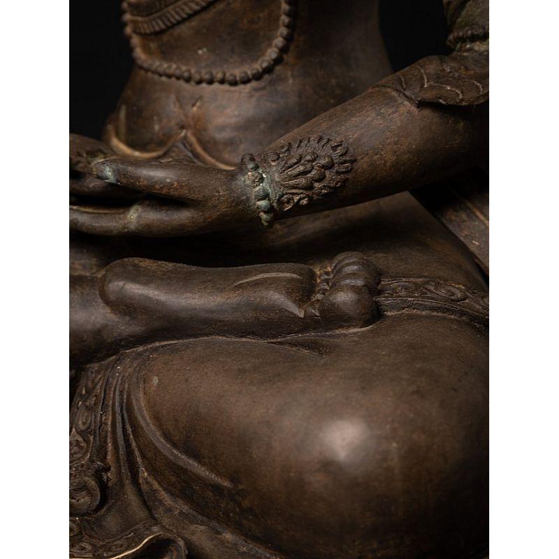 Ancienne statue chinoise de Bodhisattva en bronze de Chine en vente 8