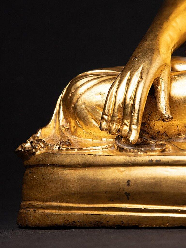 Old Bronze Mandalay Buddha Statue from Burma For Sale 10