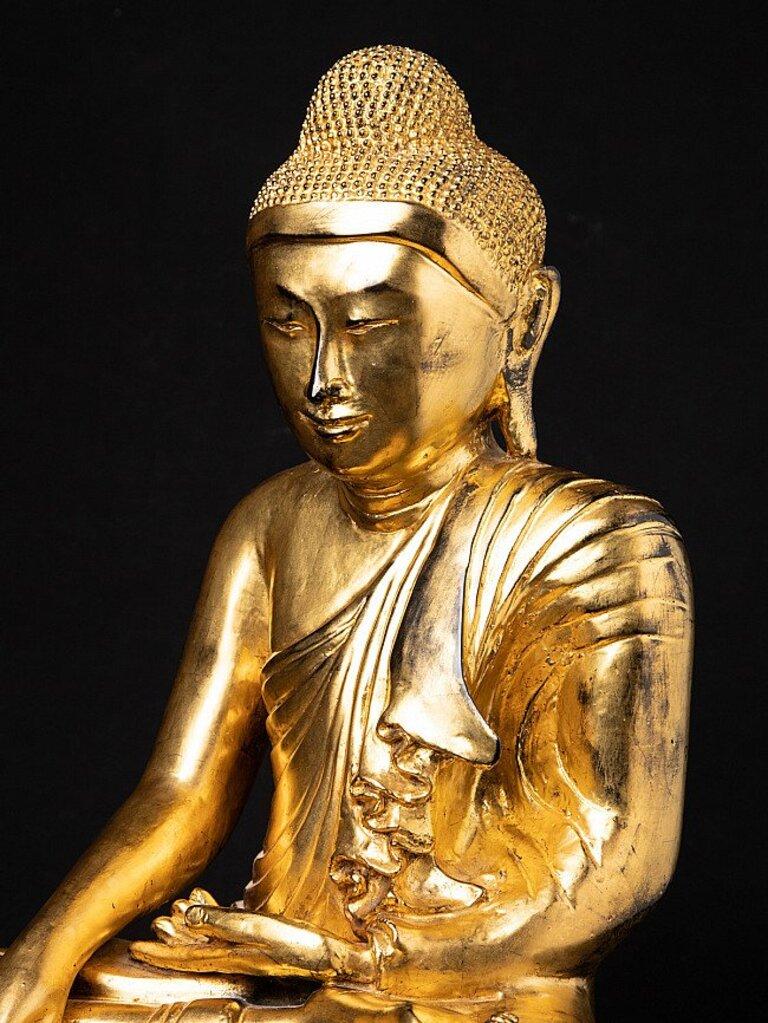 Bronze Ancienne statue de Bouddha Mandalay en bronze de Birmanie en vente
