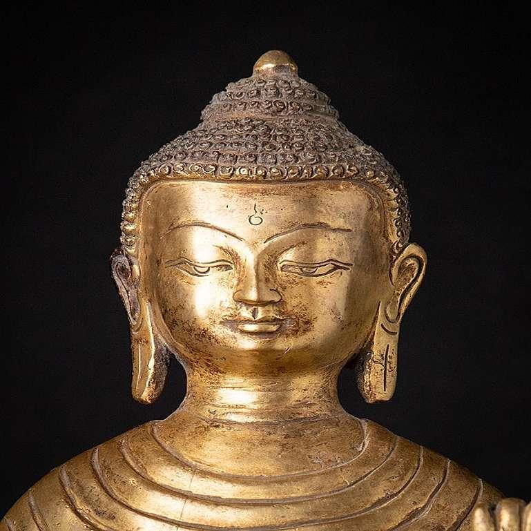 Old bronze Nepali Buddha statue from Nepal For Sale 4