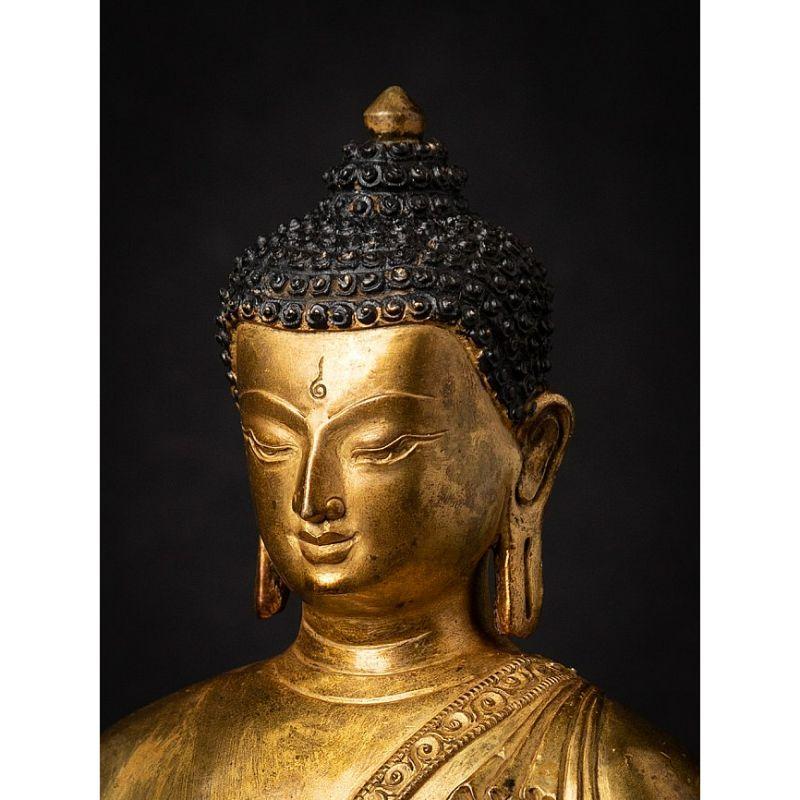 Old bronze Nepali Buddha statue from Nepal For Sale 6