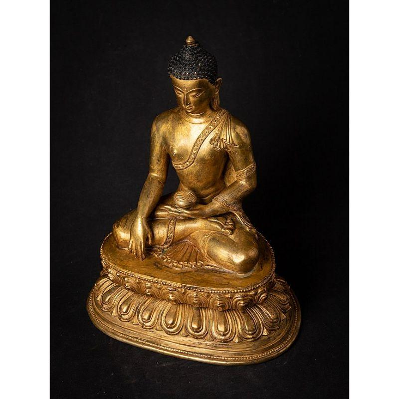 Old bronze Nepali Buddha statue from Nepal For Sale 7