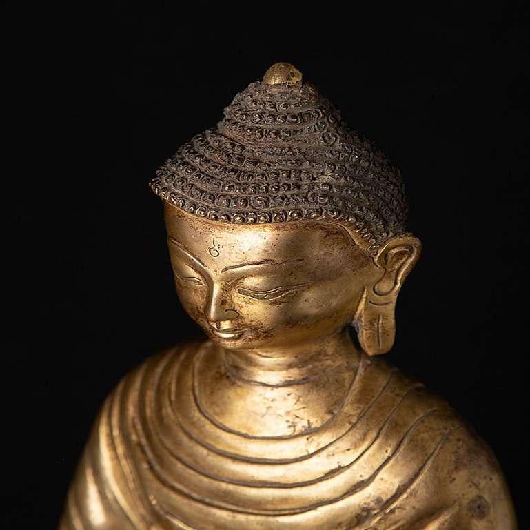 Old bronze Nepali Buddha statue from Nepal For Sale 8