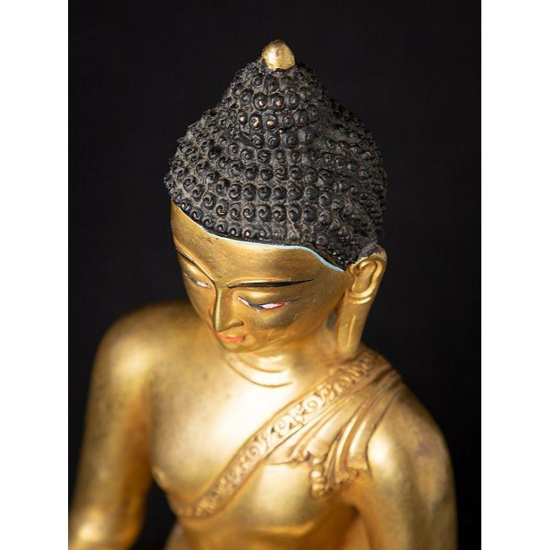 Old Bronze Nepali Buddha Statue from Nepal For Sale 9