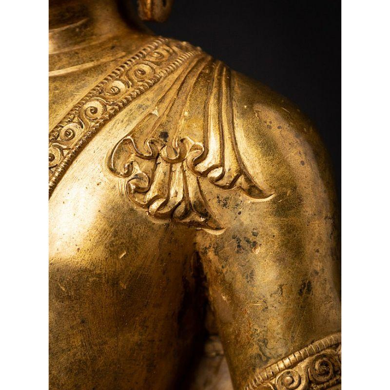 Old bronze Nepali Buddha statue from Nepal For Sale 11