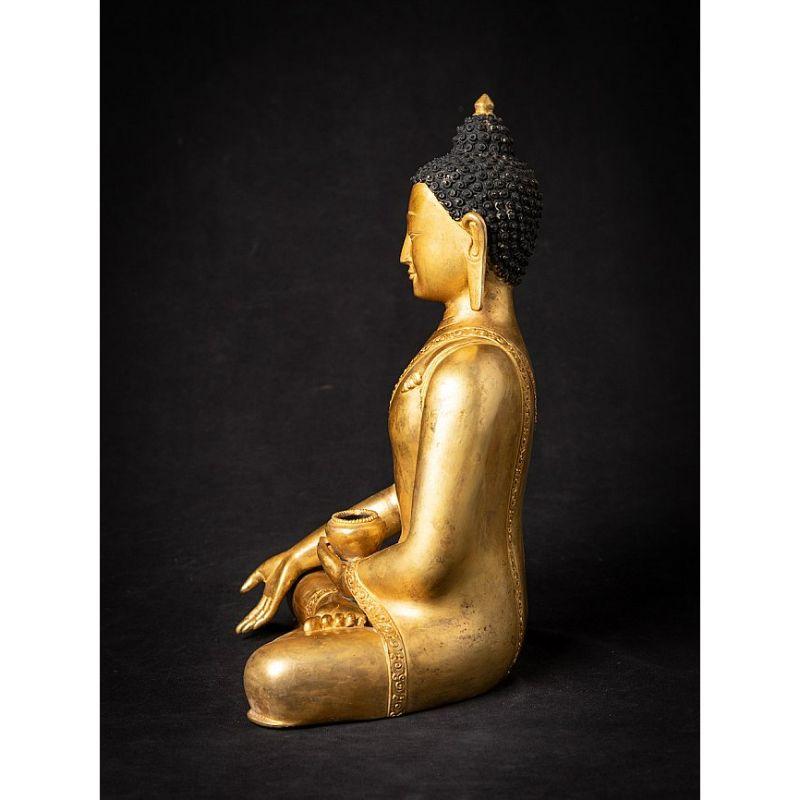 Buddha-Statue aus Nepal aus altem Bronze (Nepalesisch) im Angebot