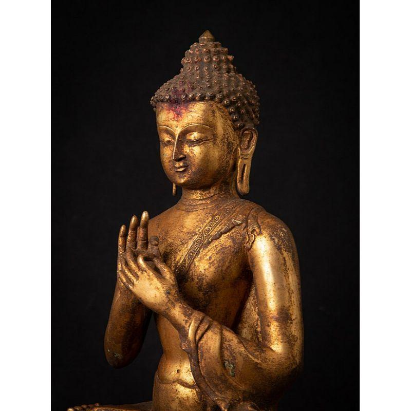 Old Bronze Nepali Buddha Statue from, Nepal In Good Condition For Sale In DEVENTER, NL