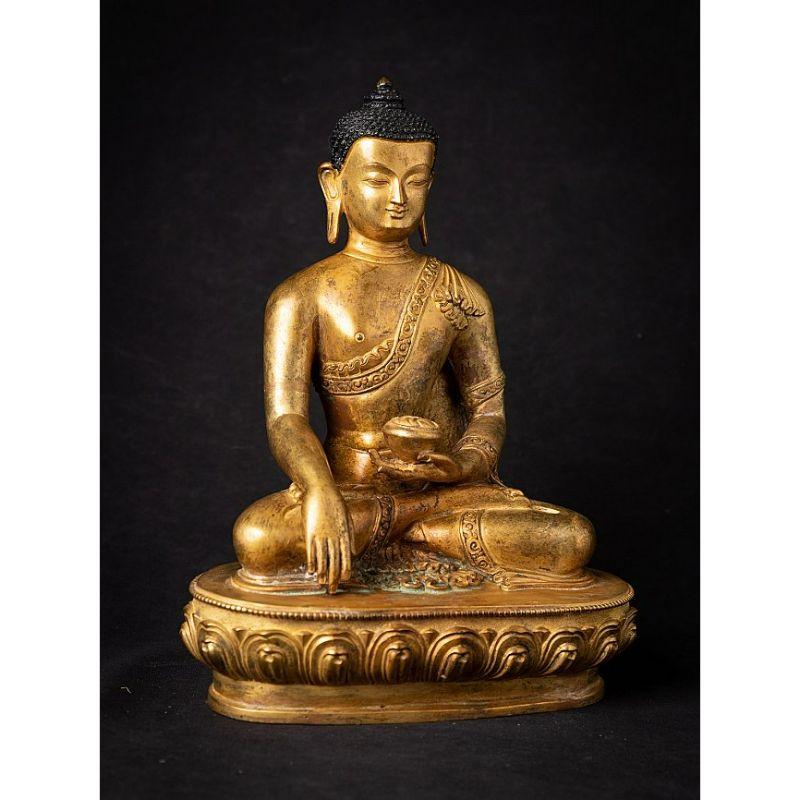 Old Bronze Nepali Buddha Statue from Nepal For Sale 1