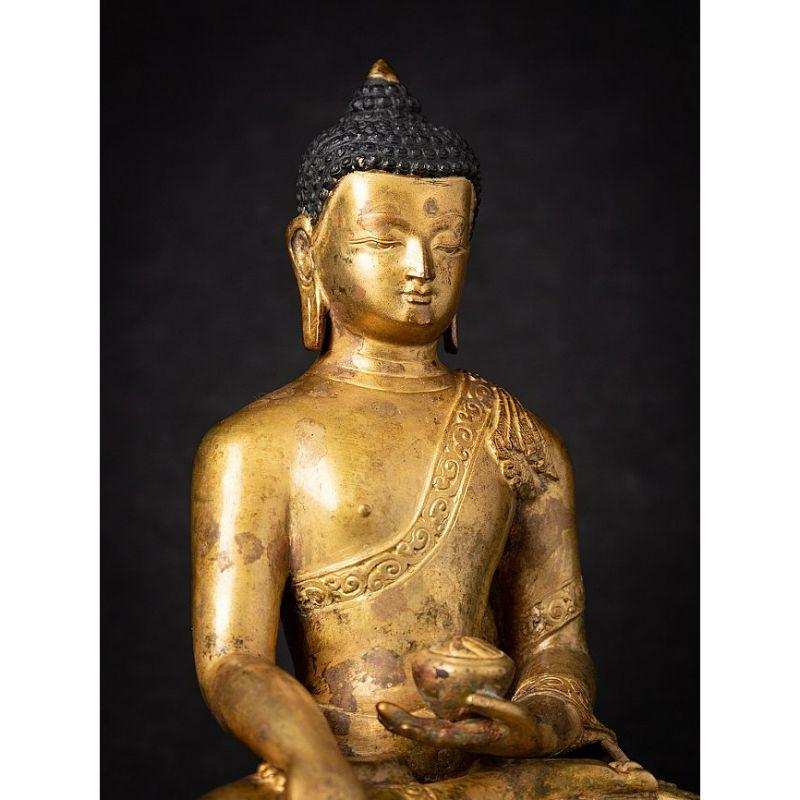 Old Bronze Nepali Buddha Statue from Nepal For Sale 2