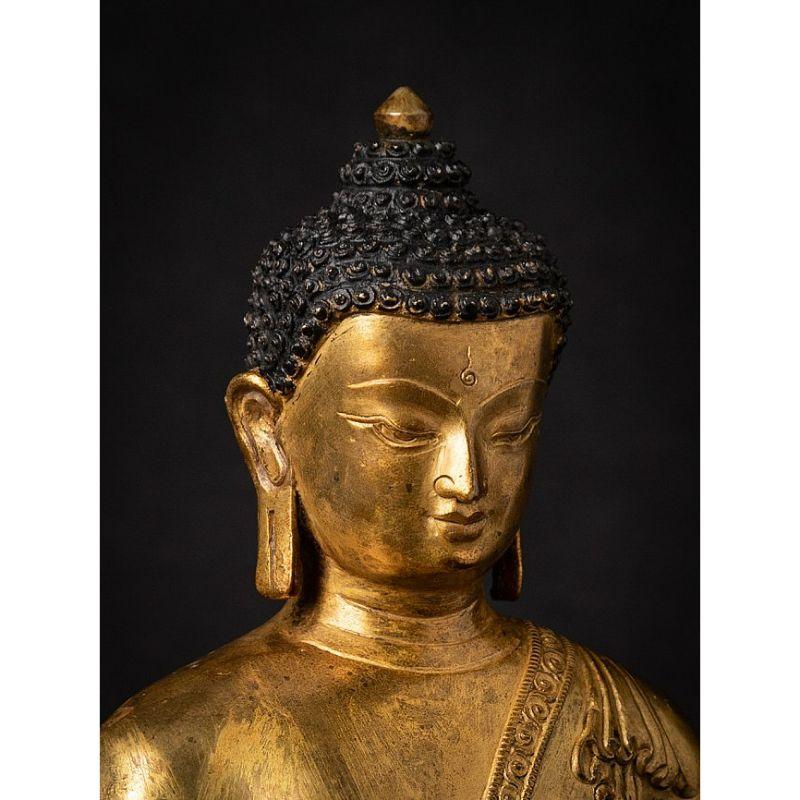 Old bronze Nepali Buddha statue from Nepal For Sale 2