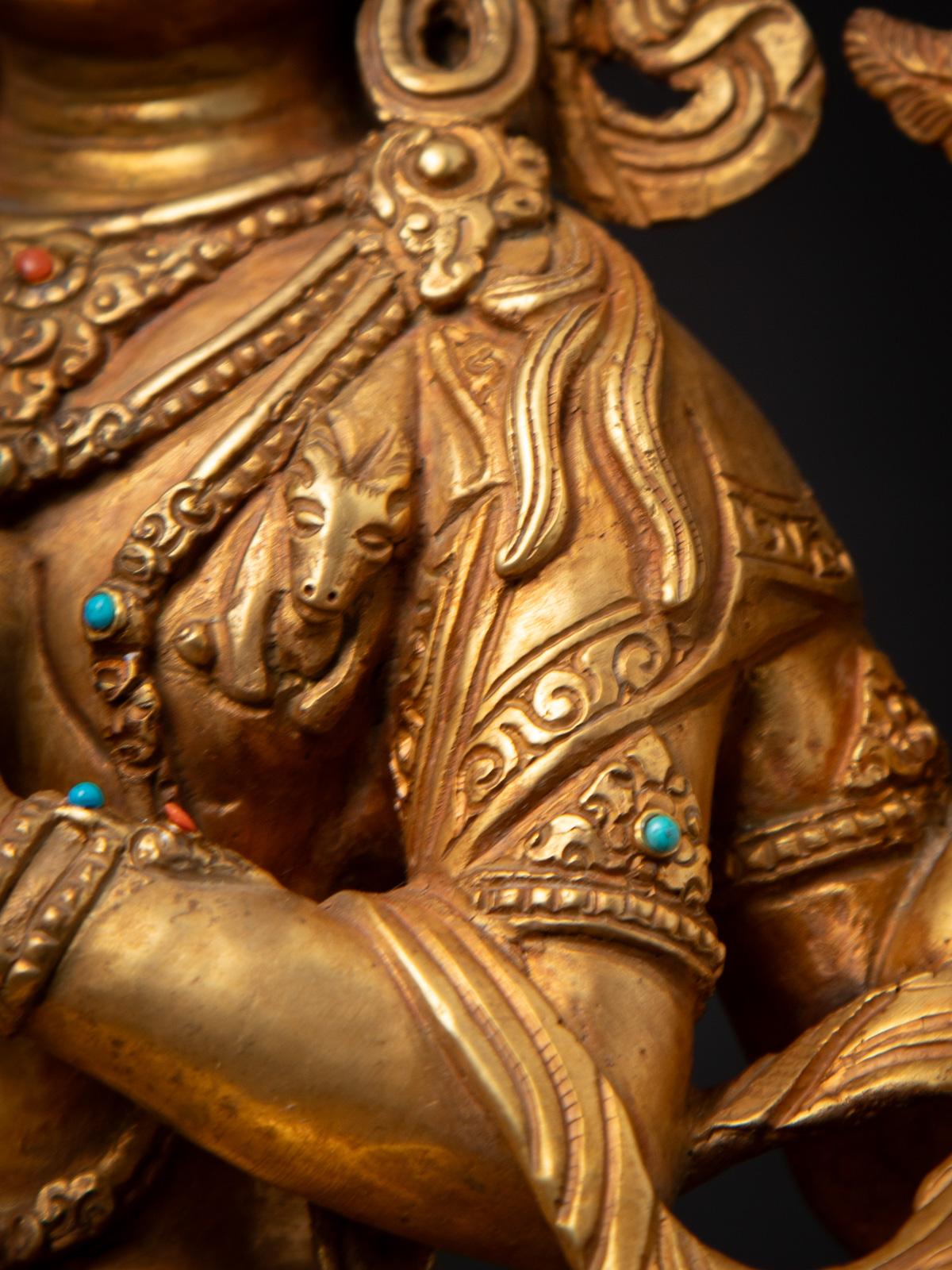 Antigua estatua nepalí de bronce de Chenrezig procedente de Nepal - Budas Originales en venta 4