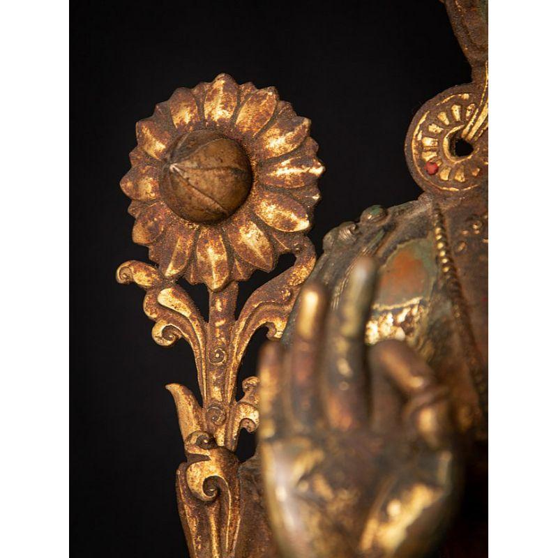 Ancienne statue Tara népalaise en bronze vert du Népal en vente 9
