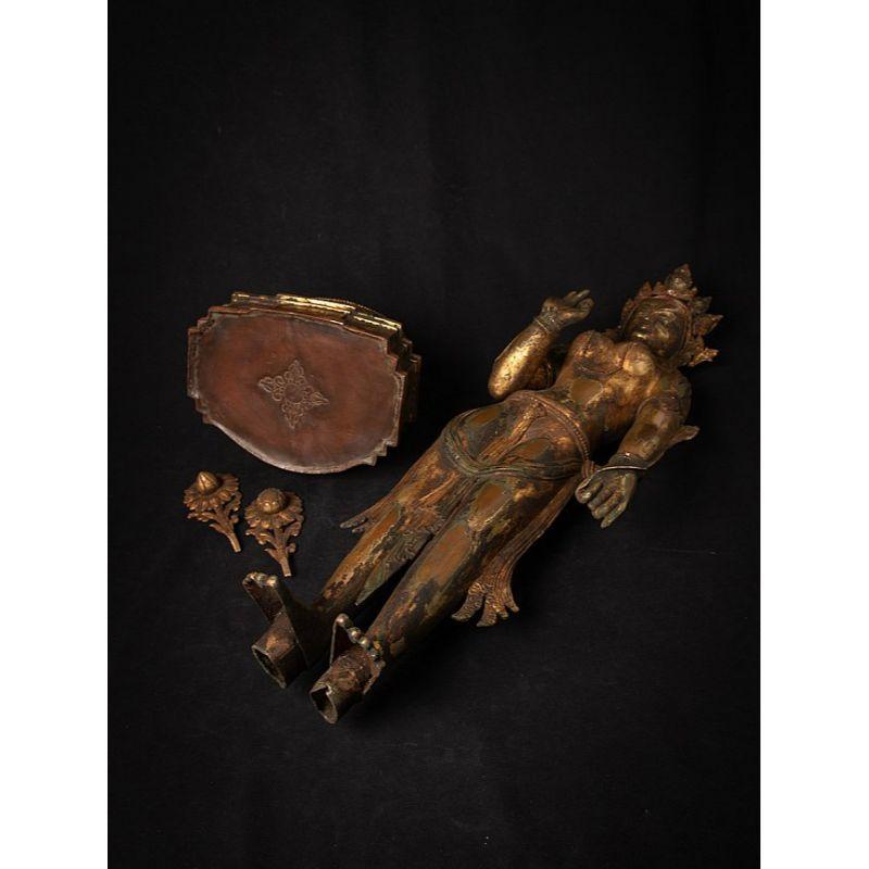 Ancienne statue Tara népalaise en bronze vert du Népal en vente 14
