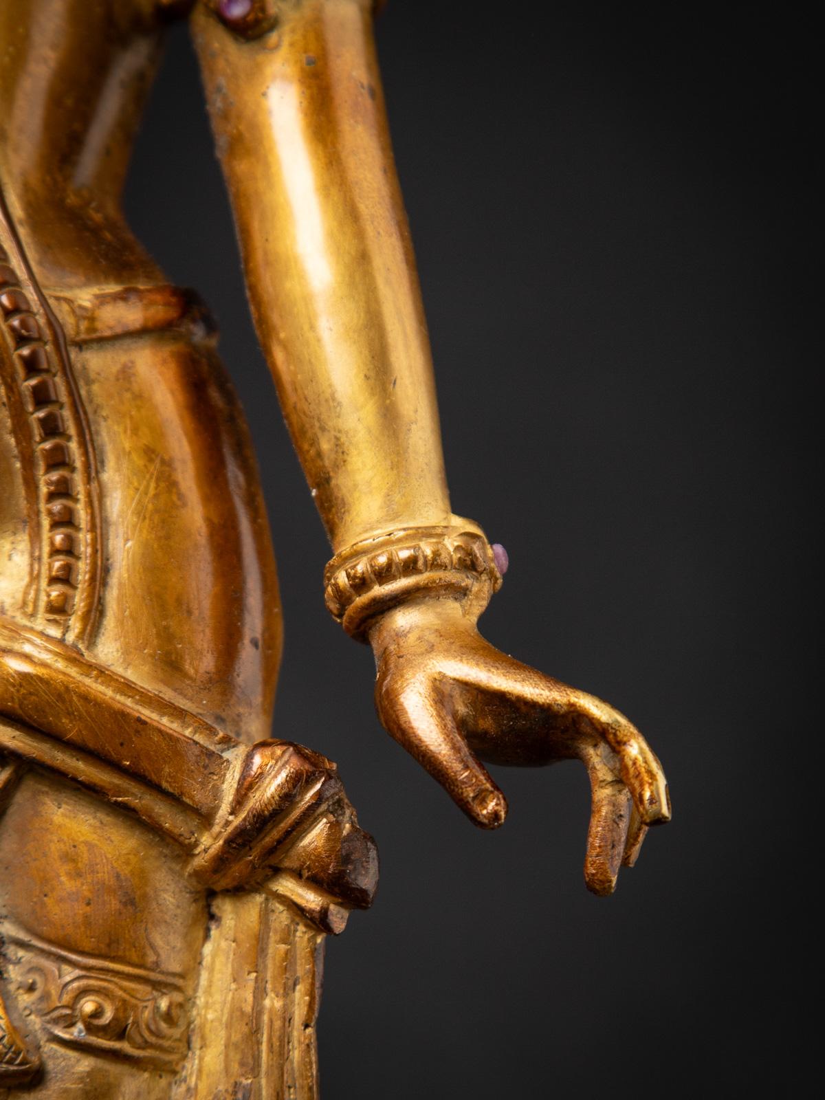 statue Lokeshwor népalaise en bronze ancien du Népal en vente 13