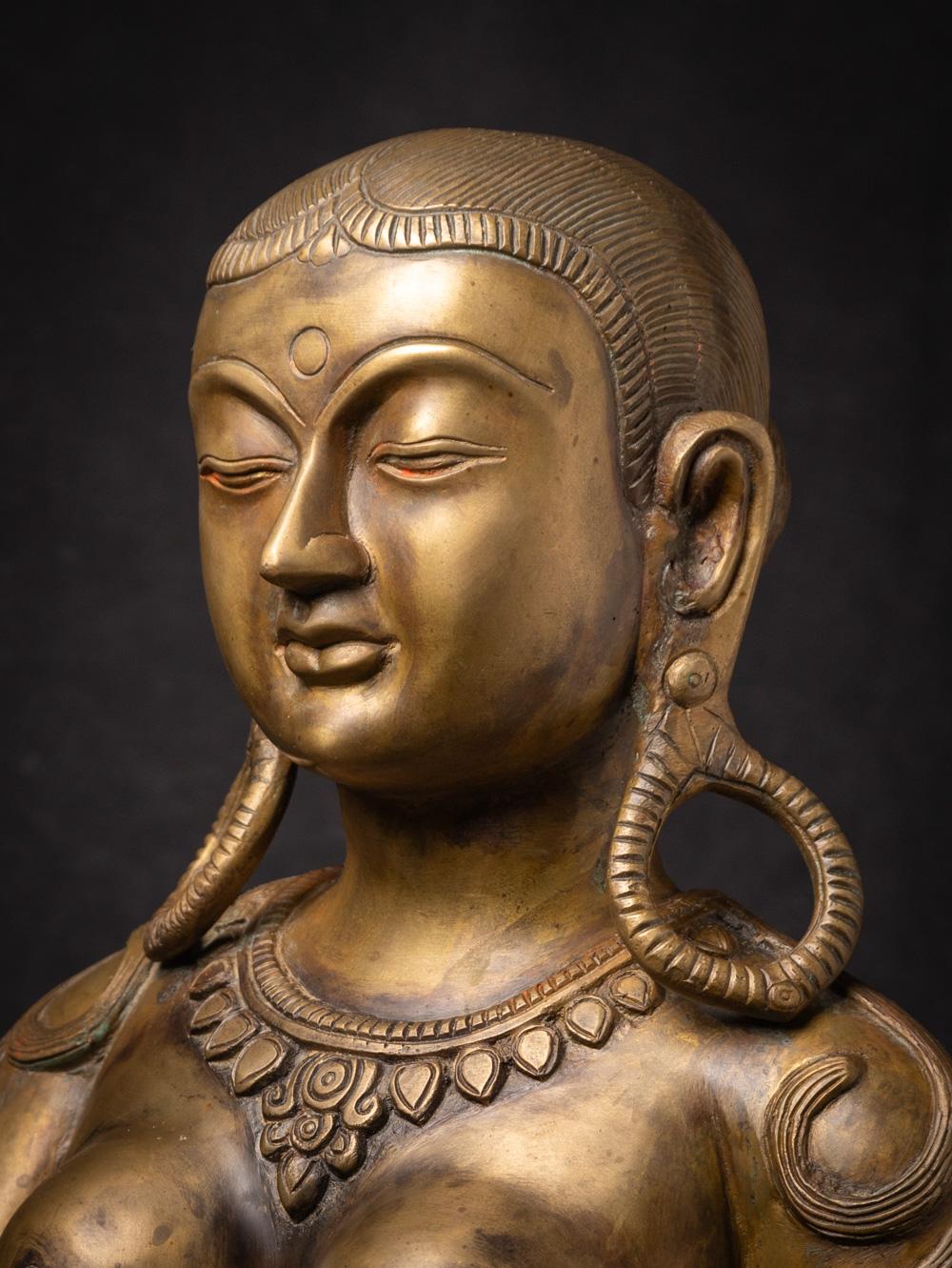 20th Century Old Bronze Nepali Parvati Statue from Nepal For Sale