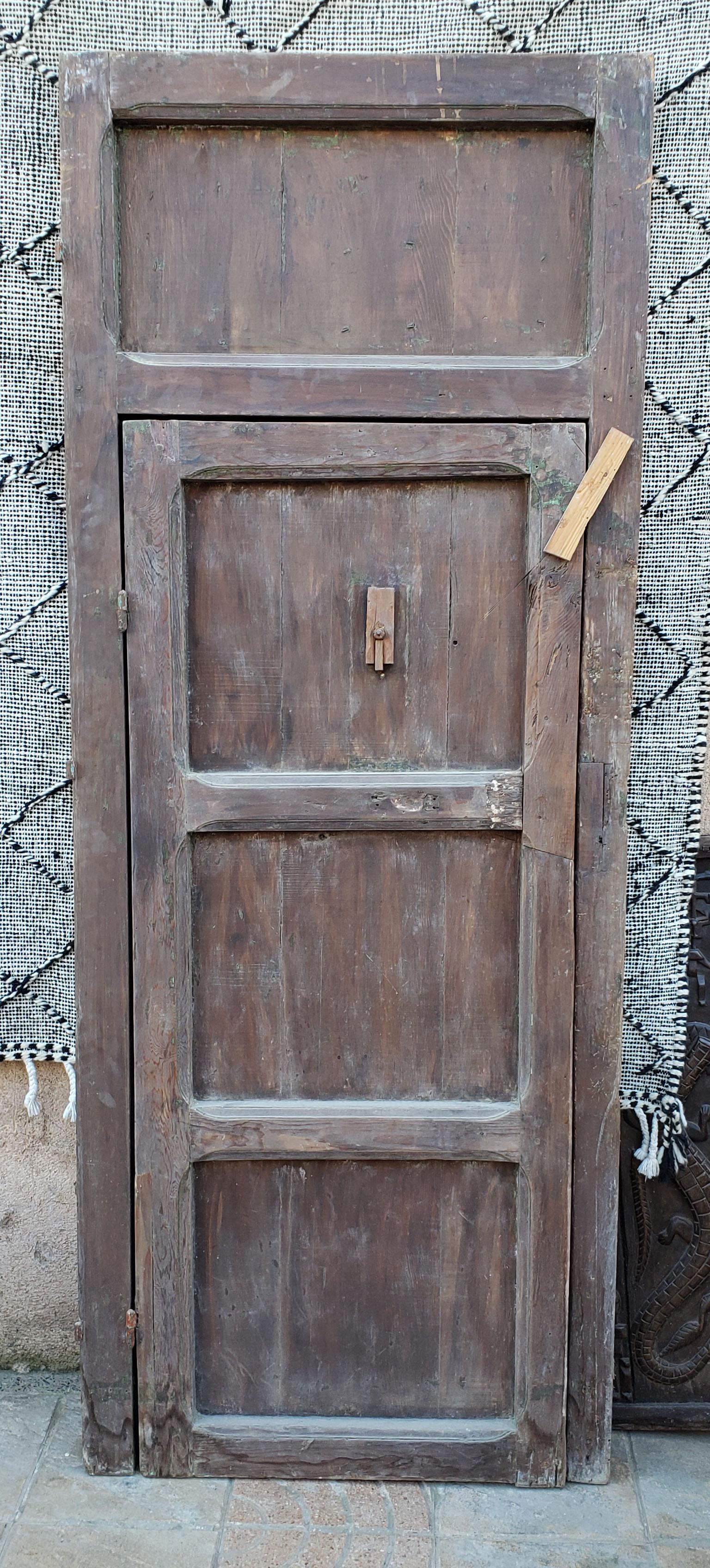 Old Brown Moroccan Wooden Door 23md38 At 1stdibs