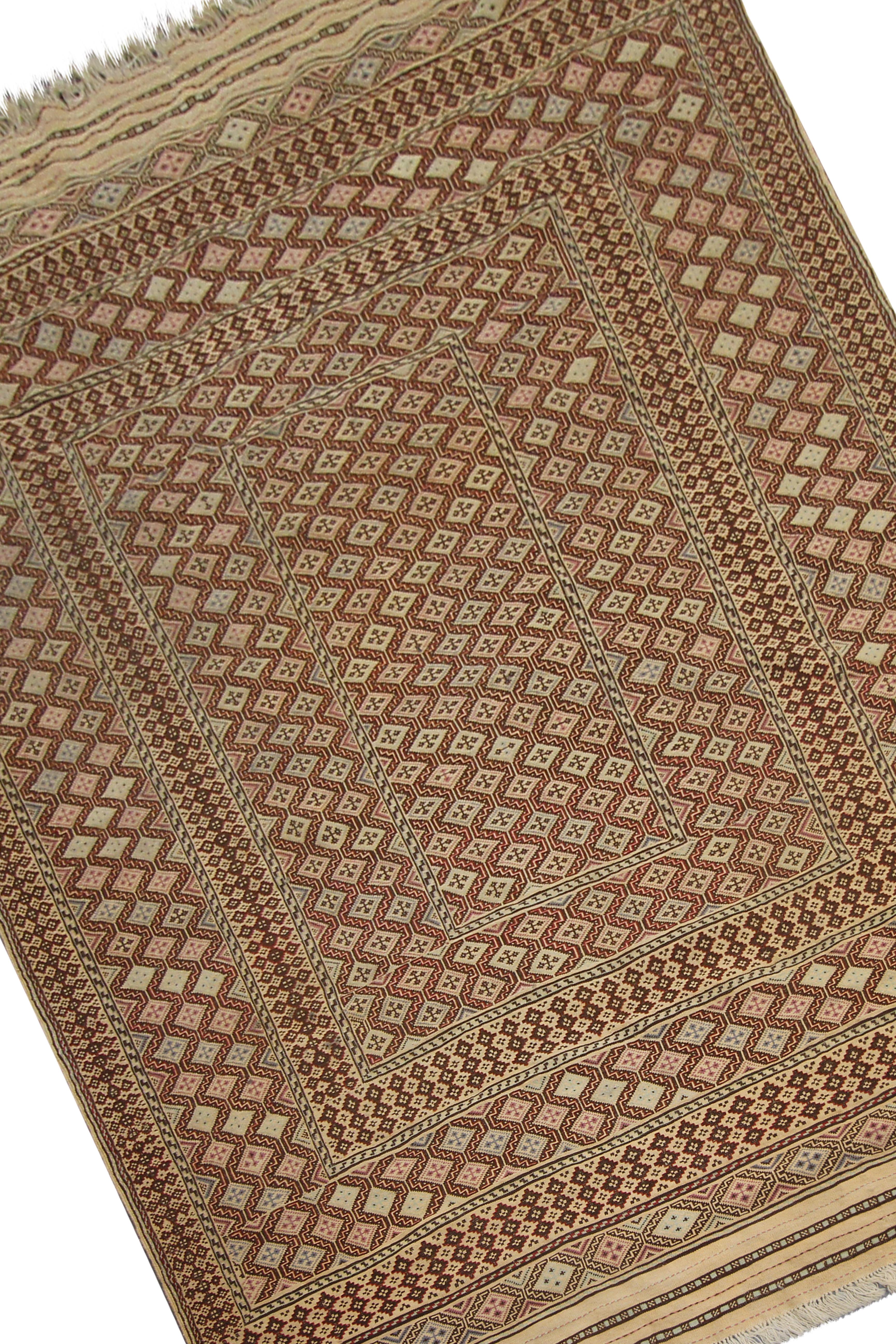 Tribal Ancien tapis brun Sumak tissé à la main, tissé à plat, Tapis oriental ancien en vente