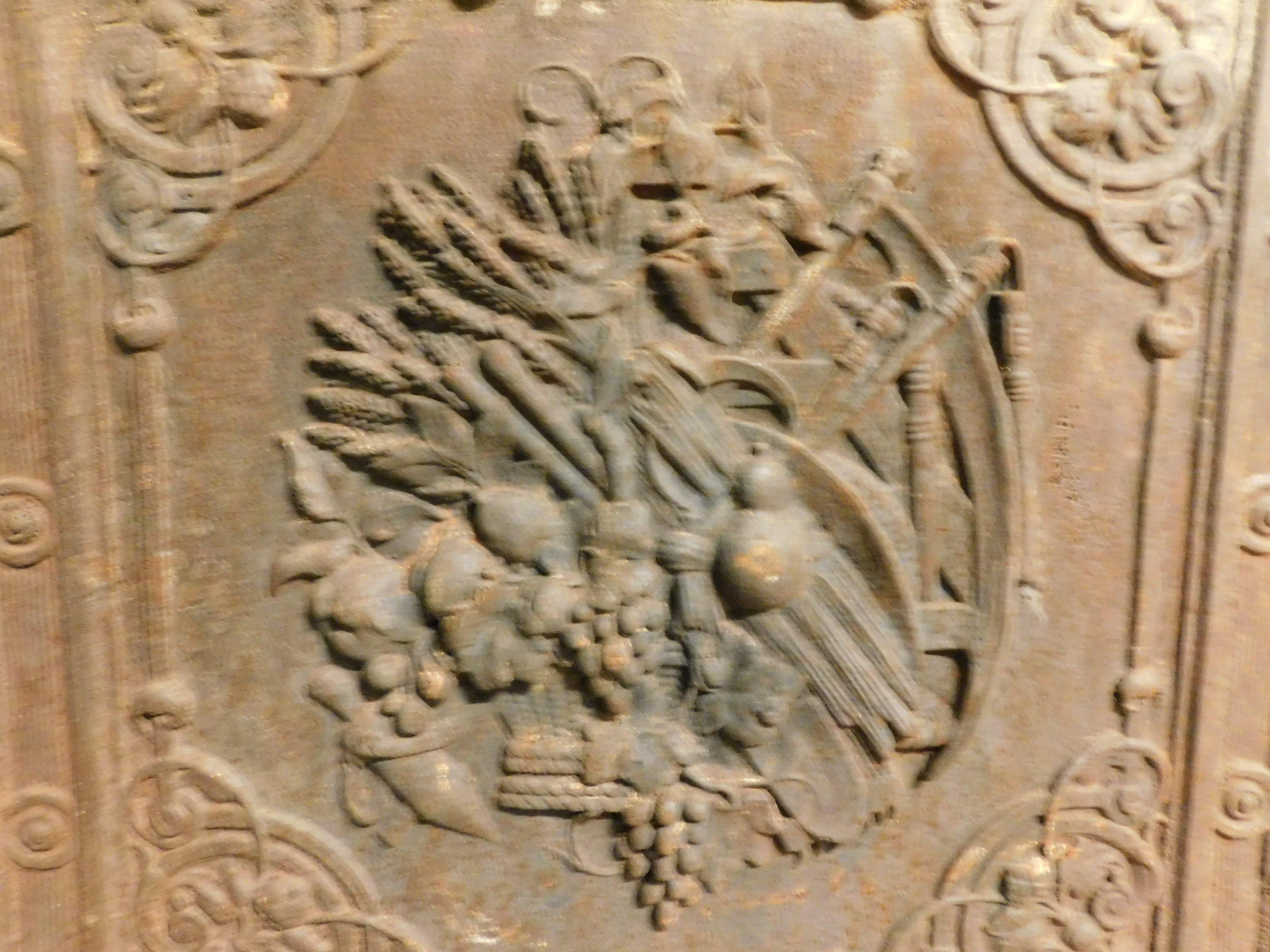 piastra in ghisa per camino antica