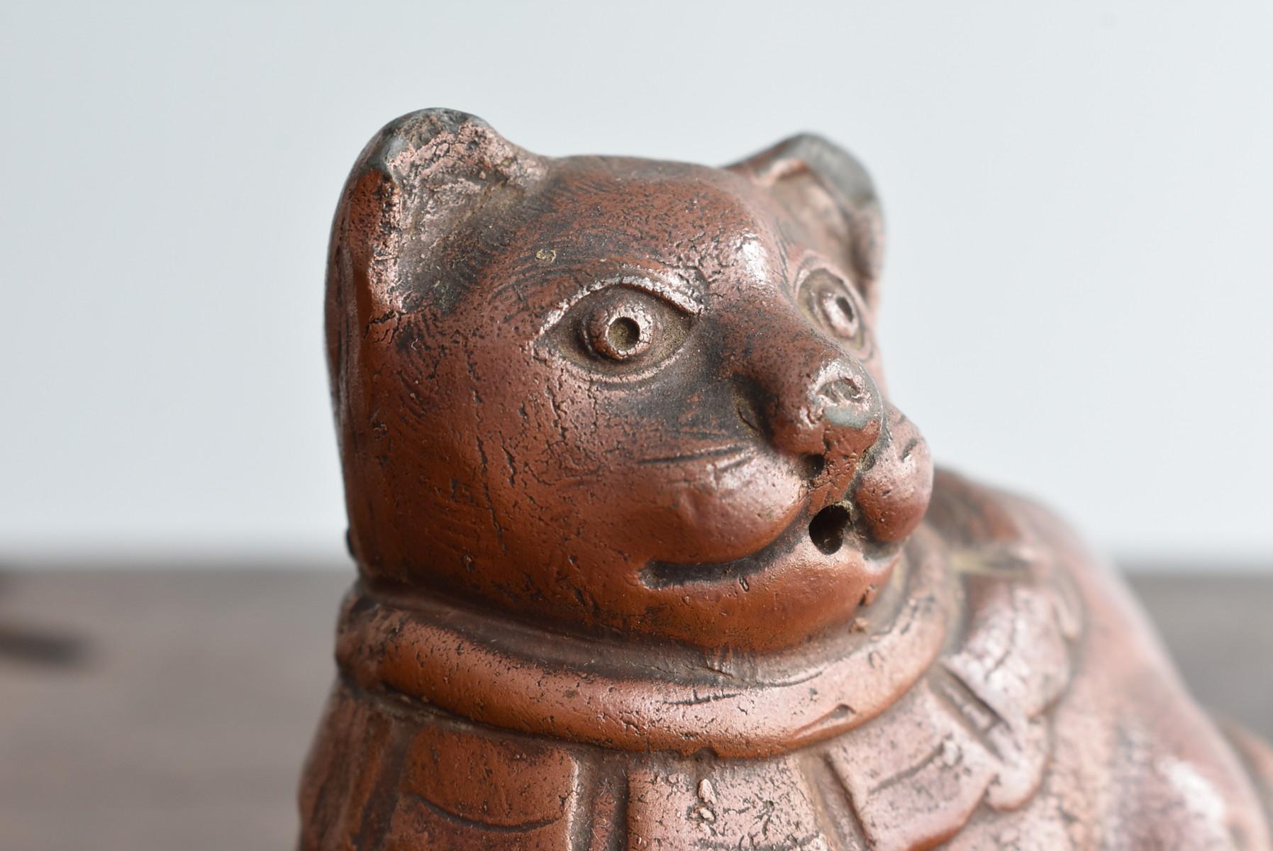 Old Cat Figurine Made of Japanese Pottery / Calligraphy Equipment / Edo-Meiji 4