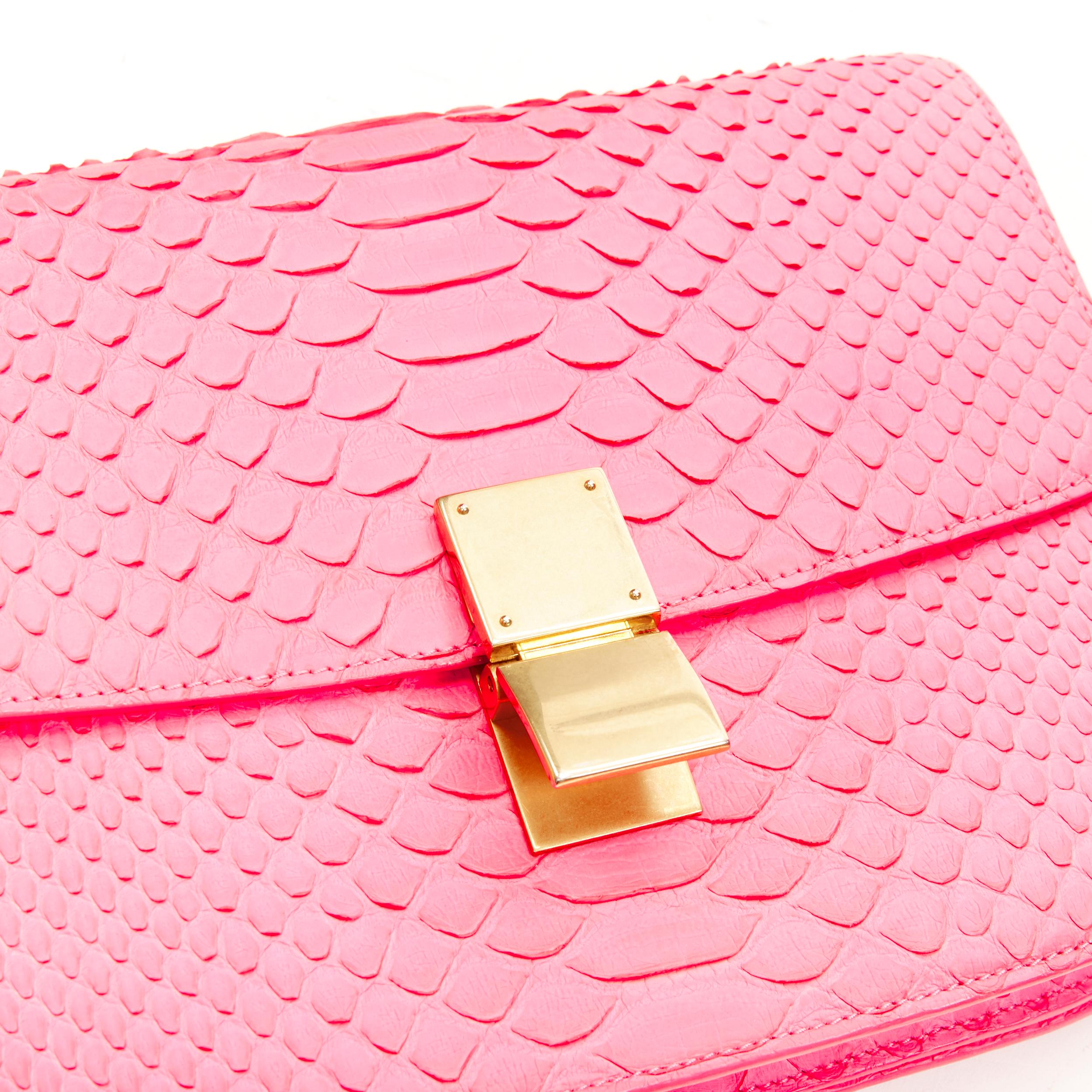 OLD CELINE Medium Classic Box Bag neon pink scaled leather flap crossbody For Sale 3