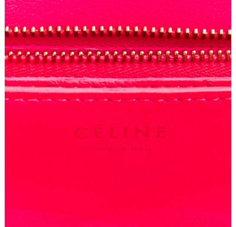 OLD CELINE Medium Classic Box Bag neon pink scaled leather flap crossbody For Sale 4