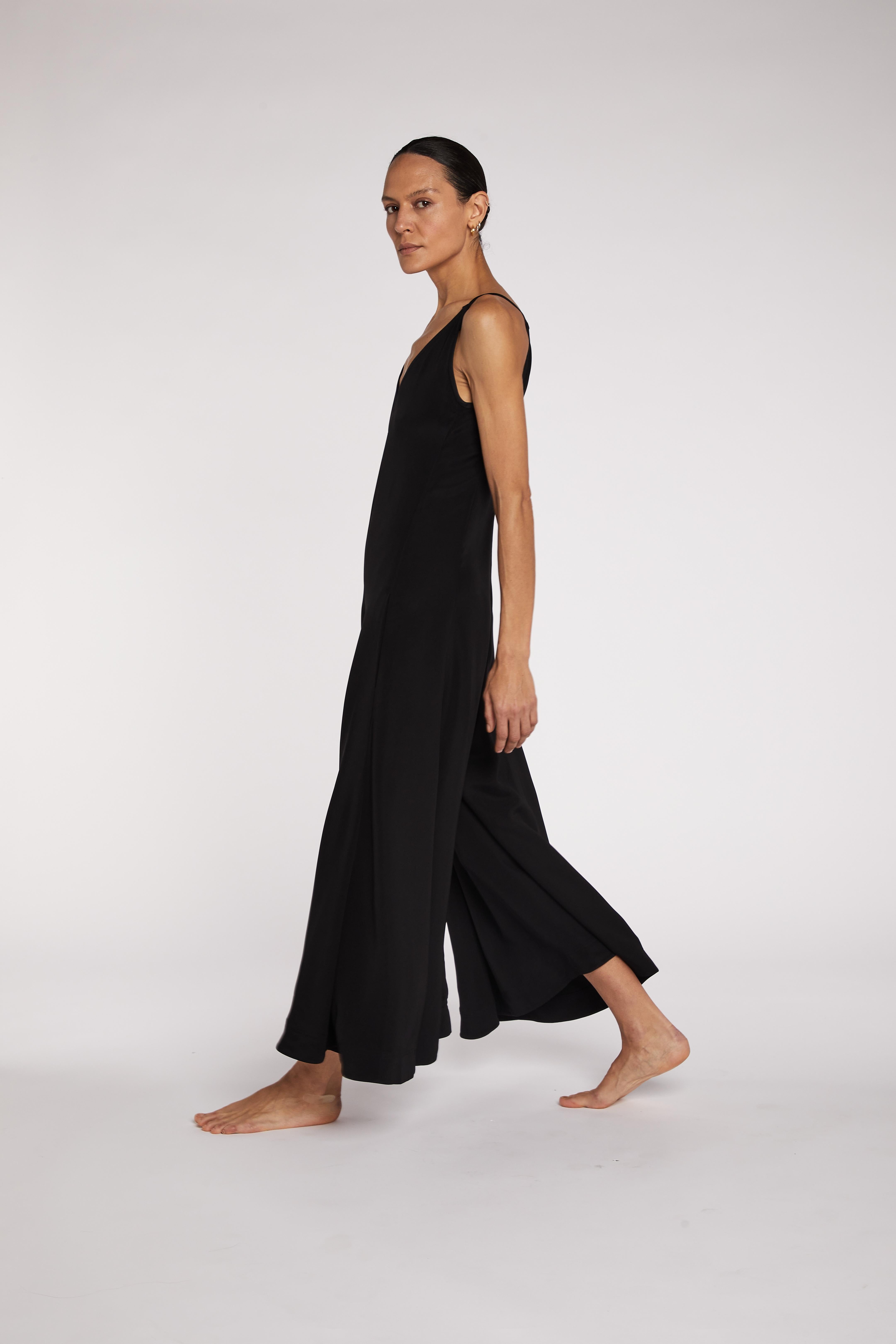 - CÉLINE by Phoebe Philo
- Black wide leg culotte style jumpsuit
- With pockets!
- Heavy weight viscose 
- Flattering straight loose fit through body
- French size 38
- Made in France
- Sold by Mae Vintage London
