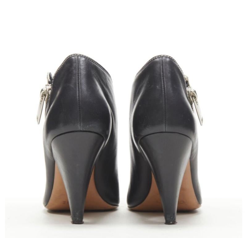 OLD CELINE Phoebe Philo Schwarzer Lederstiefel mit silbernem Reißverschluss und Kegelabsatz EU36,5 im Angebot 1