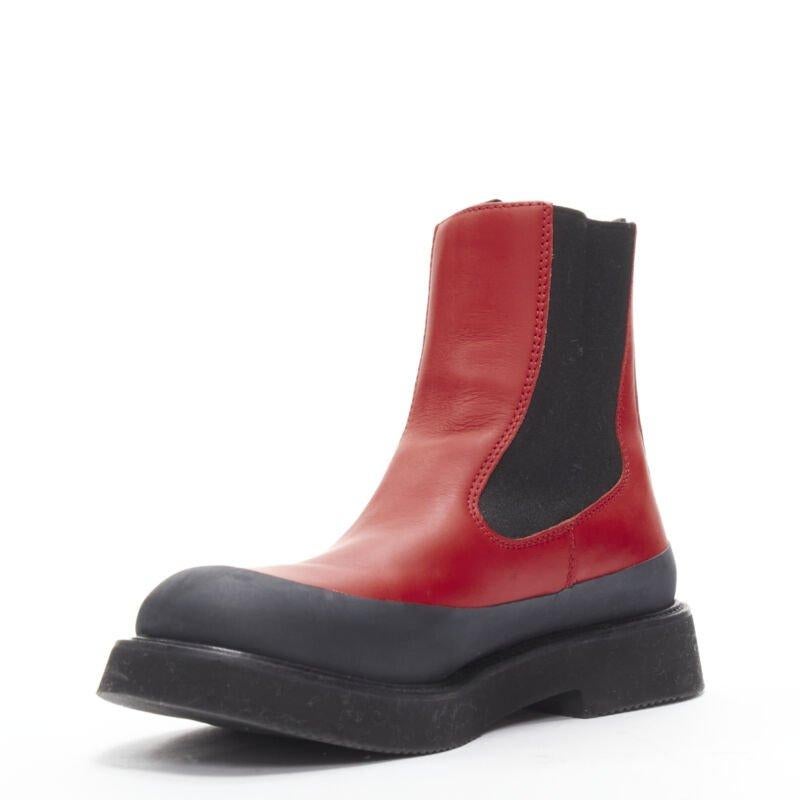 OLD CELINE Phoebe Philo Country red leather black rubber chunky ankle boot EU37 In Excellent Condition For Sale In Hong Kong, NT