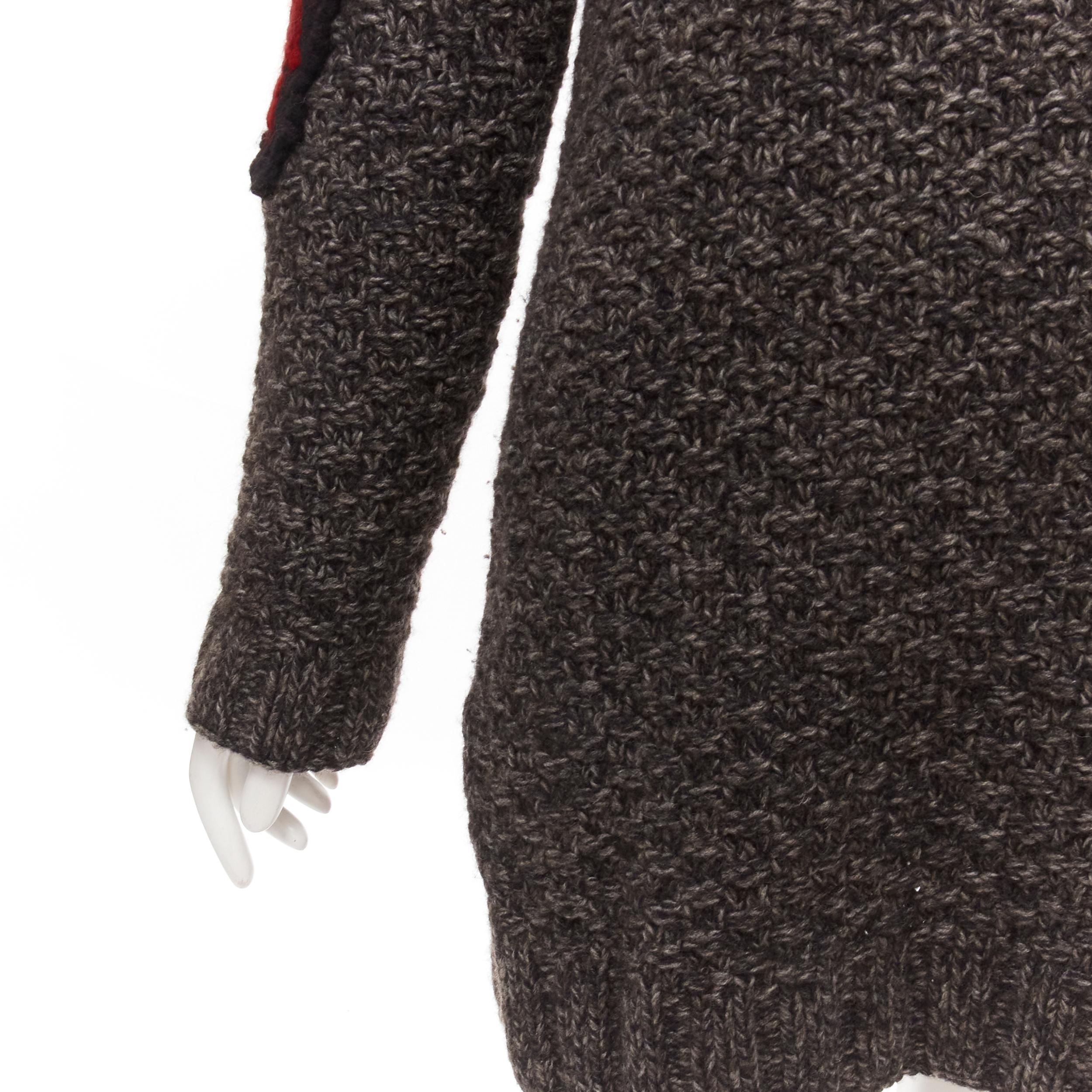 OLD CELINE Phoebe Philo - Robe pull en maille intarsia rouge-gris abstrait S en vente 2